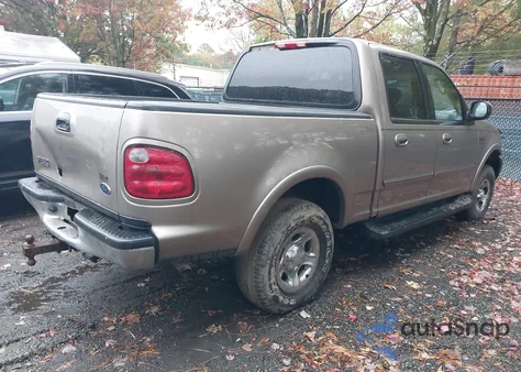 2003 Ford F-150 Lariat/Xlt из США, поврежденный, VIN 1FTRW08L53KB68875